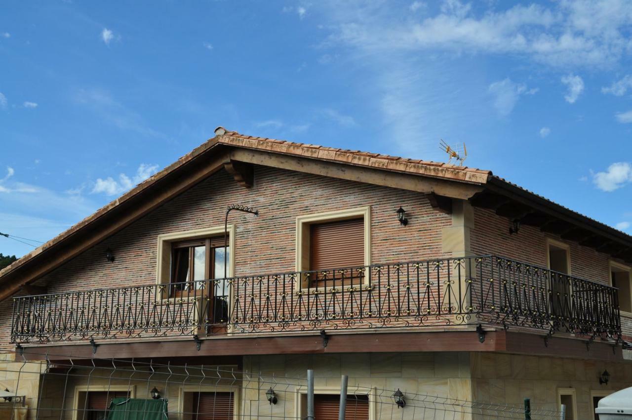 Casa Rural Mirador De Pinares San Leonardo De Yague Luaran gambar